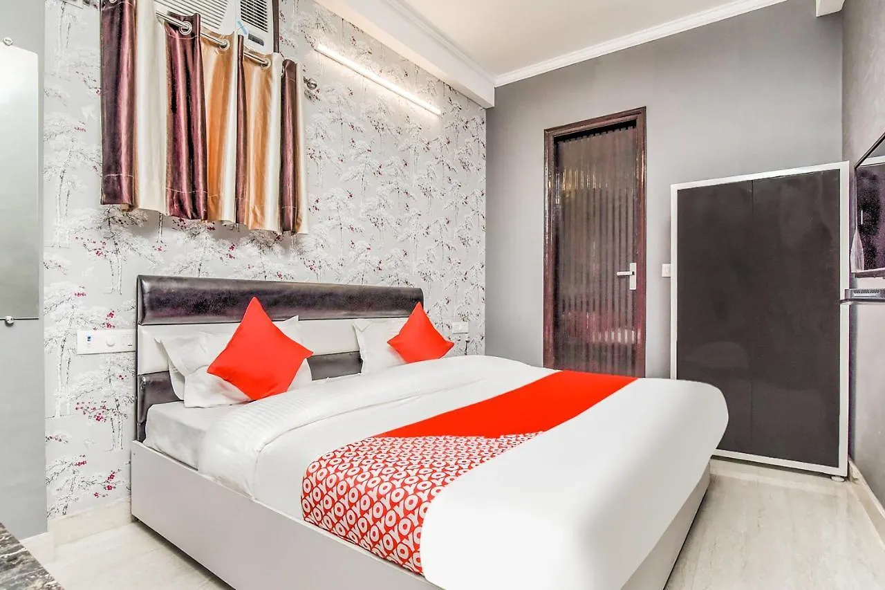 Oyo 19132 K Residency Hotel New Delhi India