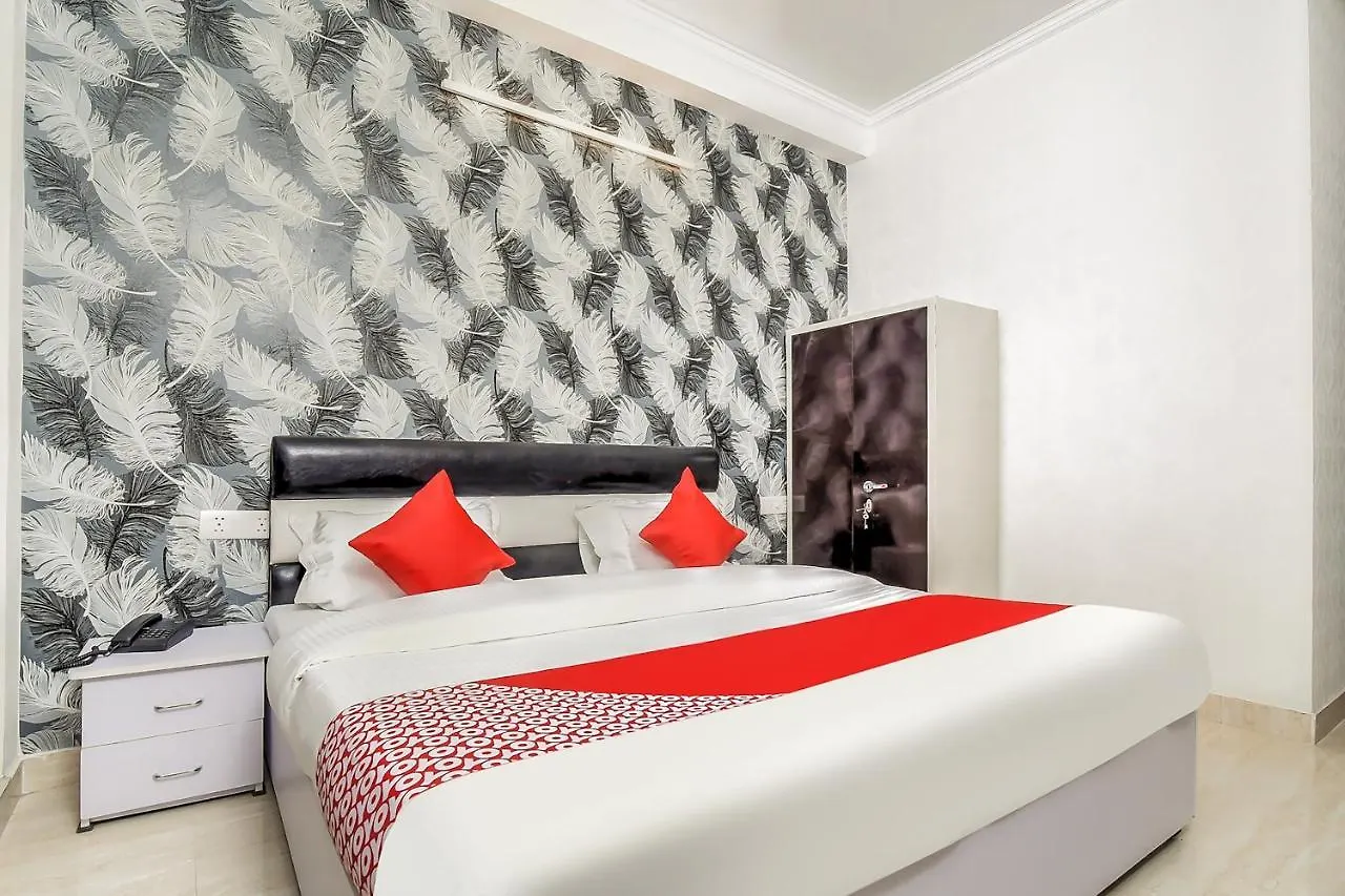 Oyo 19132 K Residency Hotel New Delhi